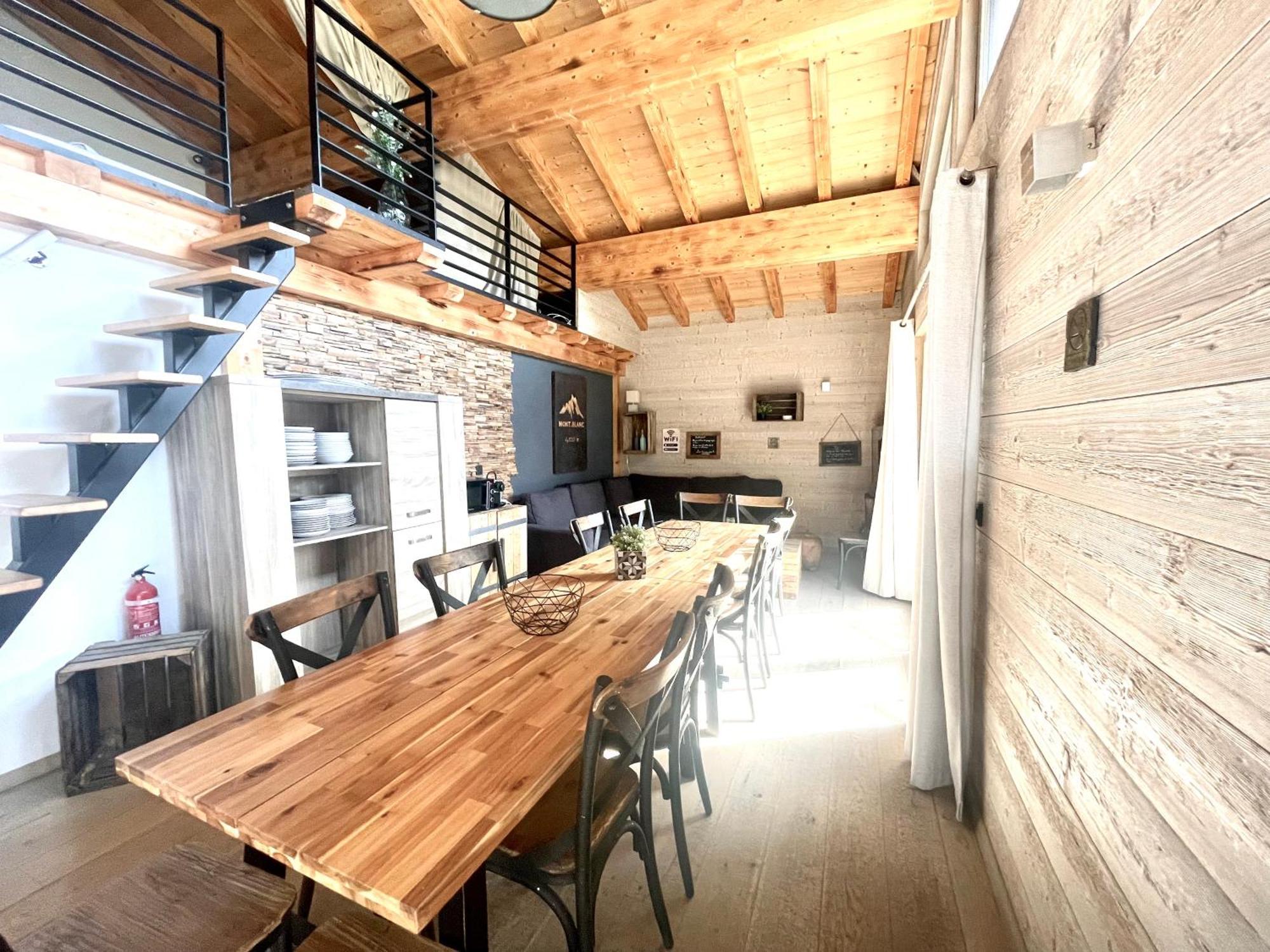 Chalet Le Petit Nicolas, Jacuzzi, Vue Mont Blanc Chamonix Exterior foto